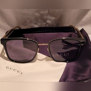 AUTHENTIC GUCCI SUNGLASSES